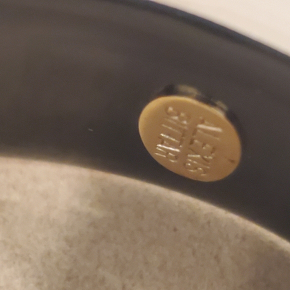 Alexis Bittar Lucite, Crystal Studded Hinge Bracelet, NWOT - Picture 4 of 5